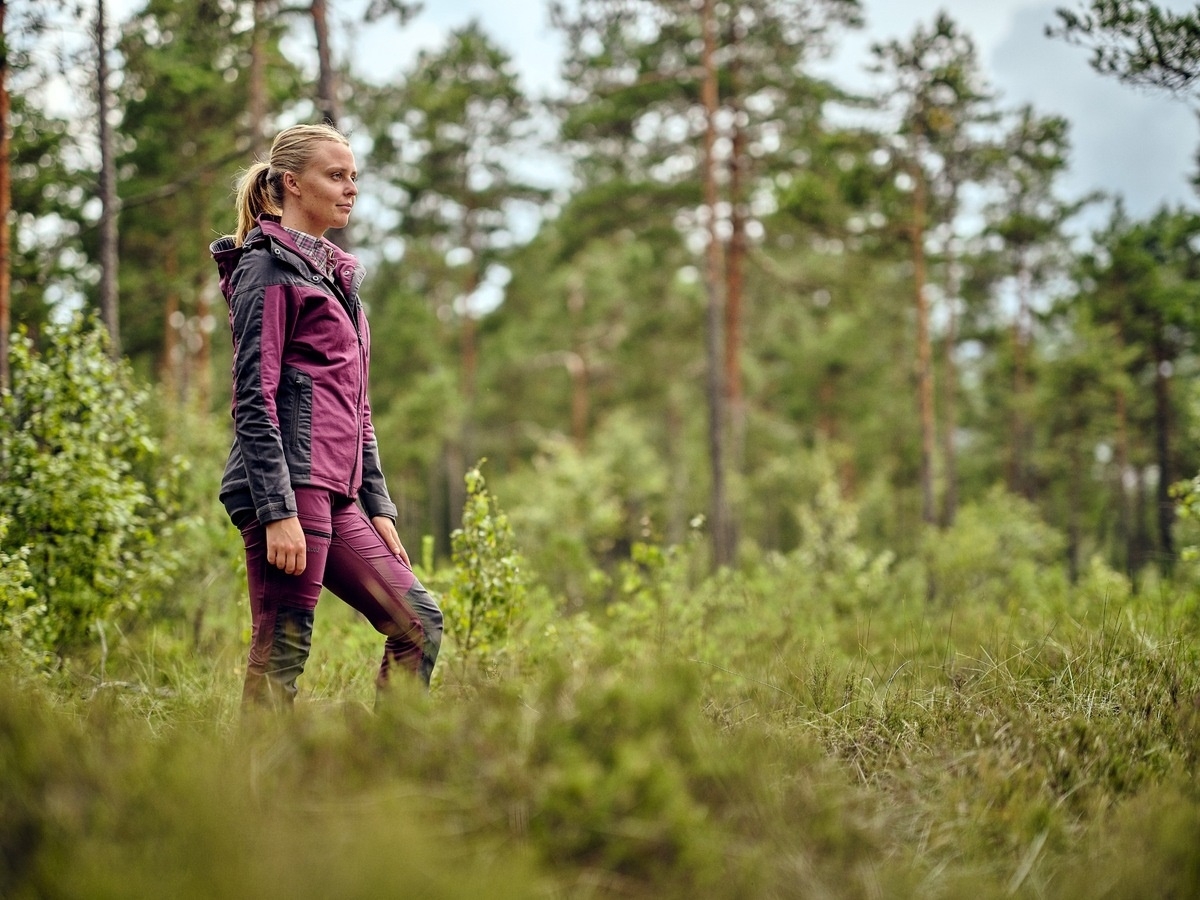 2d20b72ee3c70c3403fbfed96543963b310b284c Pinewood® Finnveden Hybrid Damenjacke